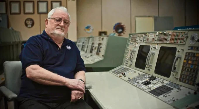  Sy Liebergot’s steady hands & sharp mind guided Apollo, Skylab, and ASTP through some of humanity’s most defining moments. spaceboosters.com