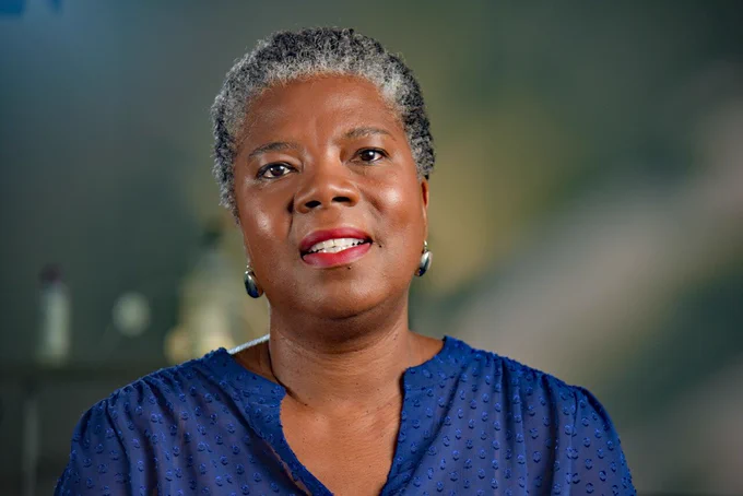 Suzanne L. Weekes