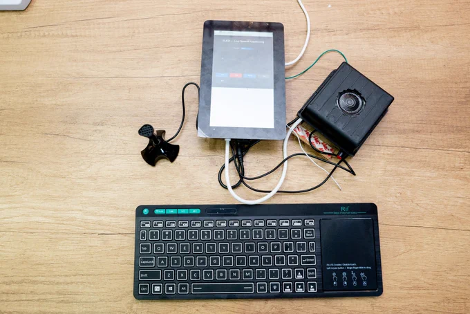 A picture of an ASR device components