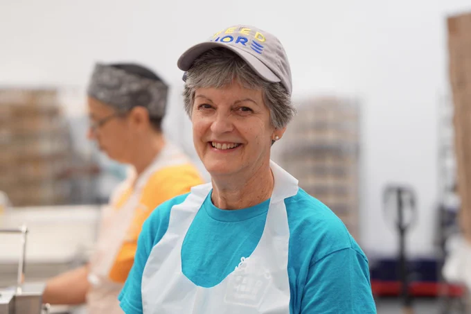 Smiling Feed More volunteers
