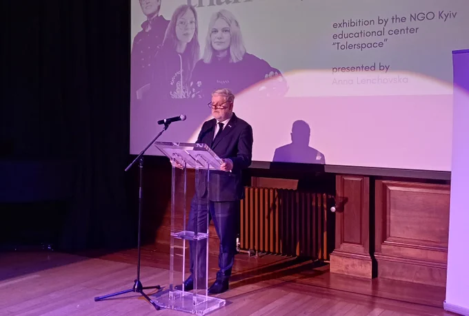 External Affairs Secretary Angus Robertson addressed a Consular event to mark four years since Russia’s full-scale illegal invasion.