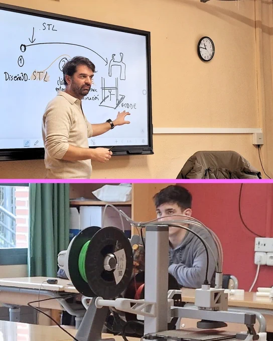 Docente explicando el proceso de diseño e impresión 3D en una pantalla digital con esquema STL, mientras en primer plano se ve una impresora 3D trabajando con bobina verde.