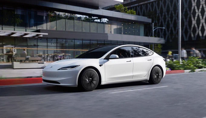 Tesla-Model-3