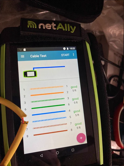 Netally 10G link runner showing 5 ft with one blue cable cut