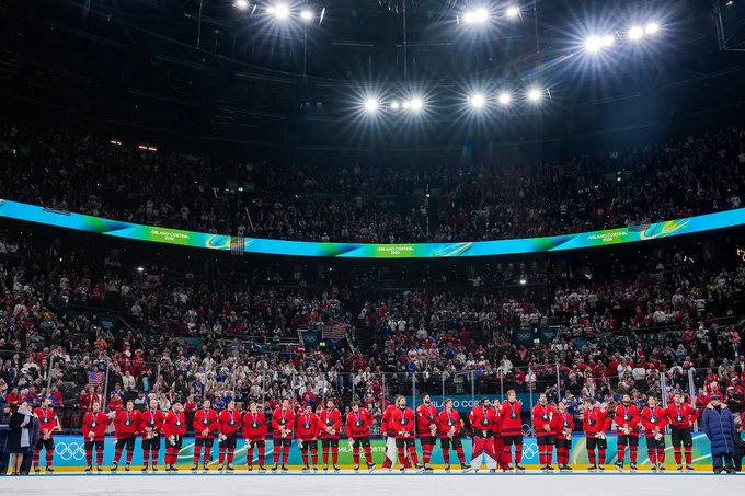 Canada’s men’s hockey team receiving their silver medal at Milano Cortina 2026.