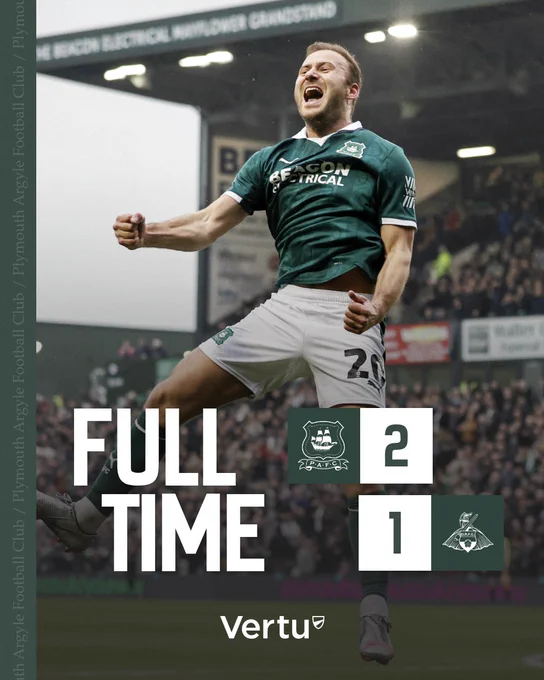 A graphic showing the full-time score, 2-1 to Argyle.
