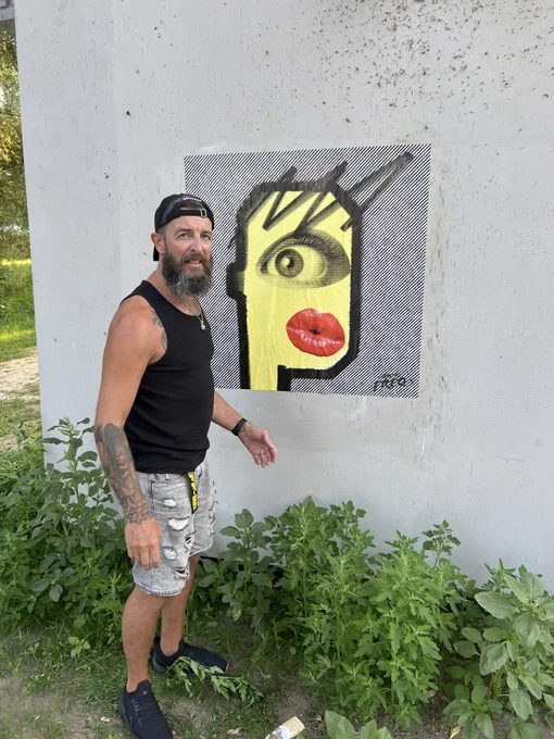 FREQ making a Crypto FREQ paste up