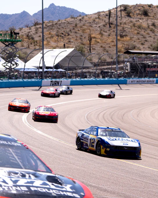 The No. 12 car leads the way in Phoenix.