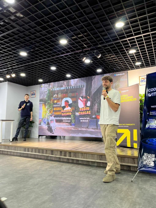 Mathias and I on stage talking about Symfony