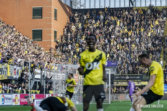 NAC supporters