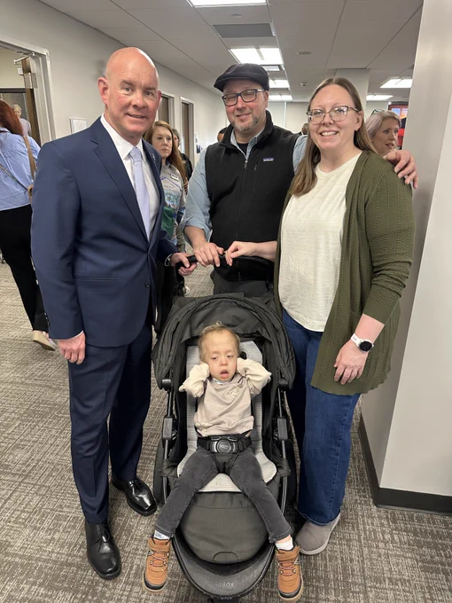 Tennessee Comptroller, Jason Mumpower, with disability advocates