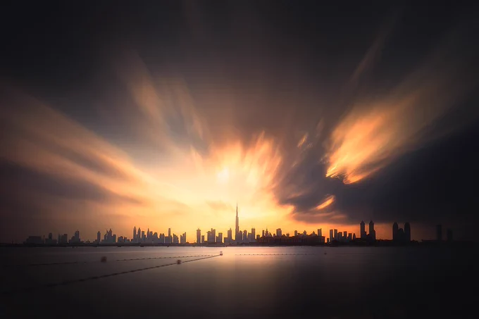4 mins of sunrise - Dubai, UAE 🇦🇪