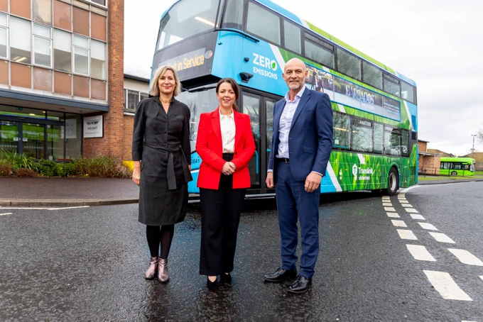 1.	Minister Kimmins is pictured with Sarah Schaefer, ESG Director and John McLeister, Managing Director of Sales for the UK and Ireland