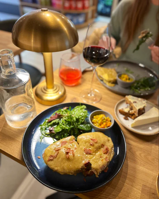Carmarthen Ham Welsh rarebit and a glass of red wine