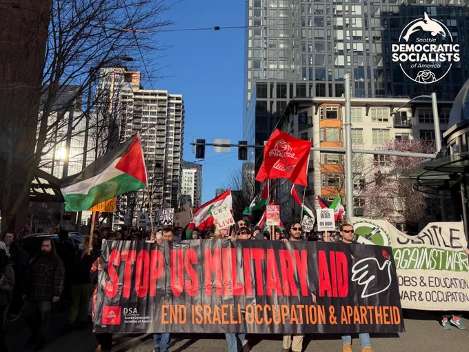 DSA member protesting the war in Iran