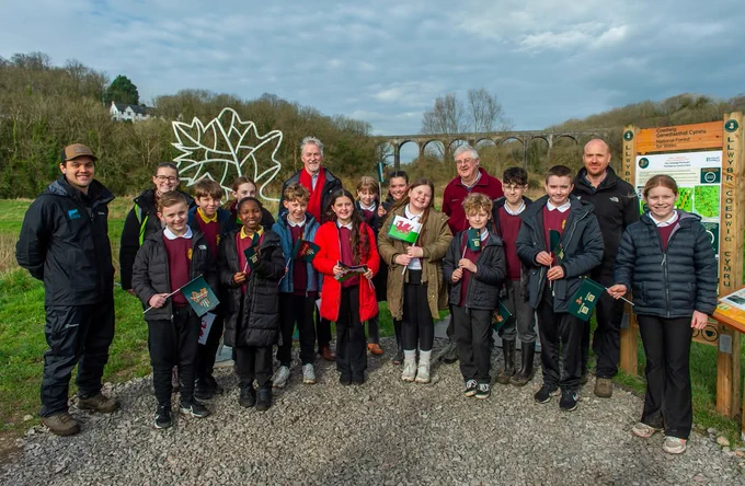 Deputy First Minister, Huw Irranca-Davies, and Cabinet Secretary for Finance and Welsh Language, Mark Drakeford opening the National Forest Trail in Porthkerry Park in Barry. 