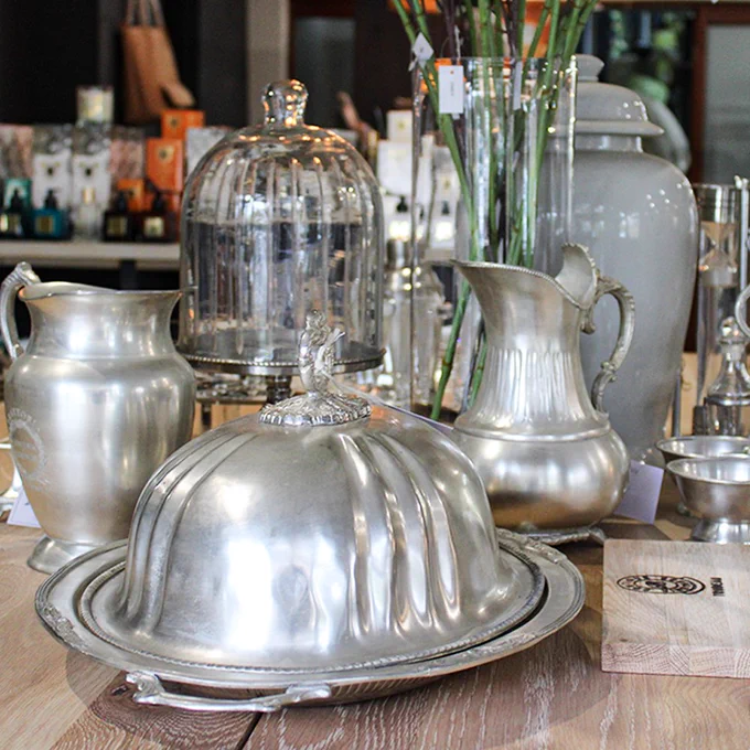 From thoughtful textures to elegant finishes, every table tells a story. Style yours with intention and make every gathering unforgettable.

#TableSetting #HostInStyle #TableDecor