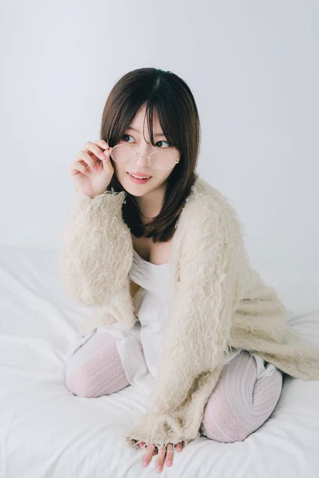 メガネをかけているもろほしあん

コナンくん意識かな？笑
コナン大大大好き！