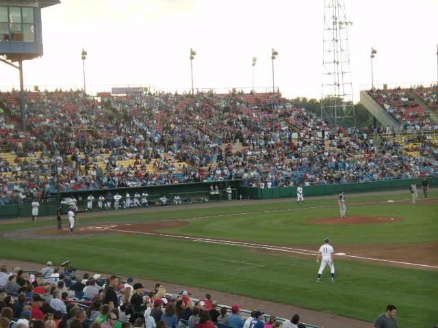 Photo: Crowded baseball stadium