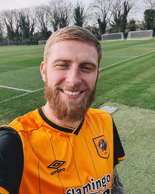 Oli McBurnie wearing the 2015/16 Hull City home shirt worn in the Sky Bet Championship play-off final win over Sheffield Wednesday at Wembley. 