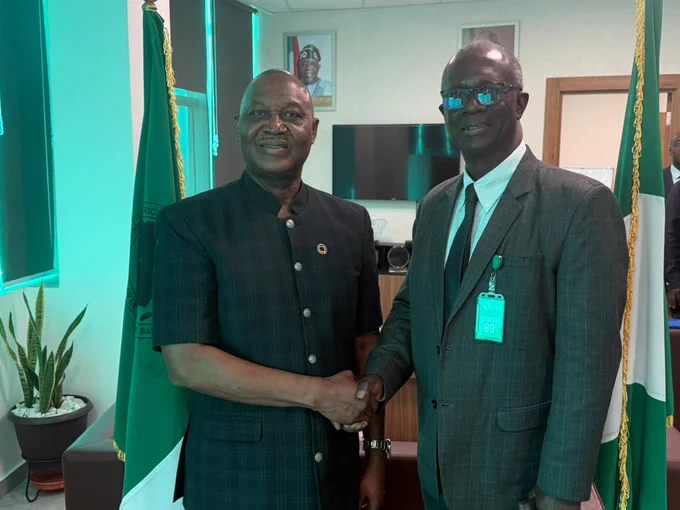  
Initial Briefing with the DG AfDB-Nigeria (Dr. Abdul B. Kamara) prior to Visits to the States