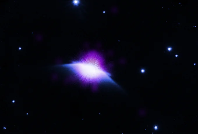 HD 61005 in X-ray and Infrared light captured by NASA's Chandra X-ray Observatory.