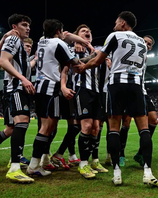 Team celebrate Harvey Barnes' goal against Barcelona