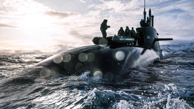 UK Commando Force work with German U-Boat S185 in the harsh environment of the Arctic Circle.
