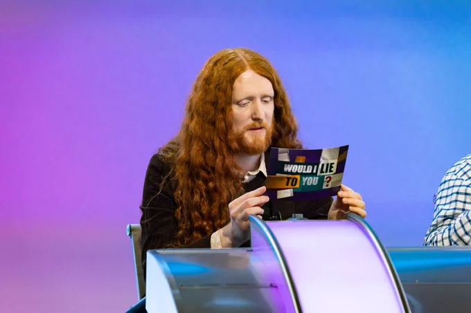Alasdair Beckett-King reading from Would I Lie To You? card