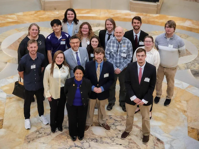 UWSP students faculty and staff at research in the rotunda