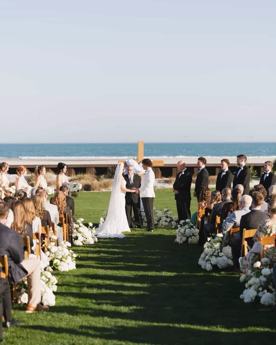 Drake & Haylie Thomas' wedding photos.