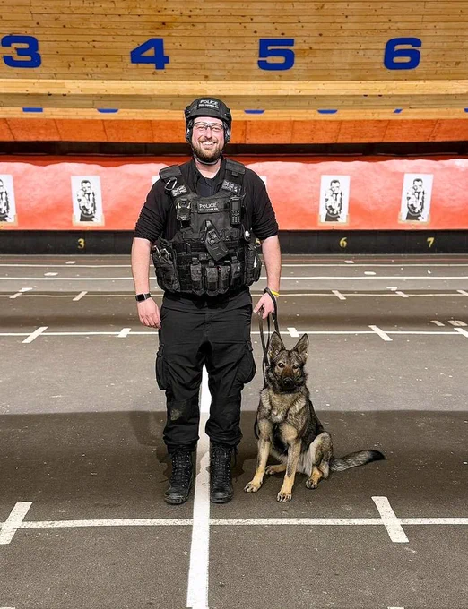 PD Lyra with handler PC Southern