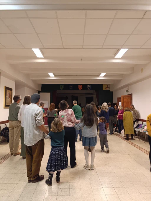 People dancing.