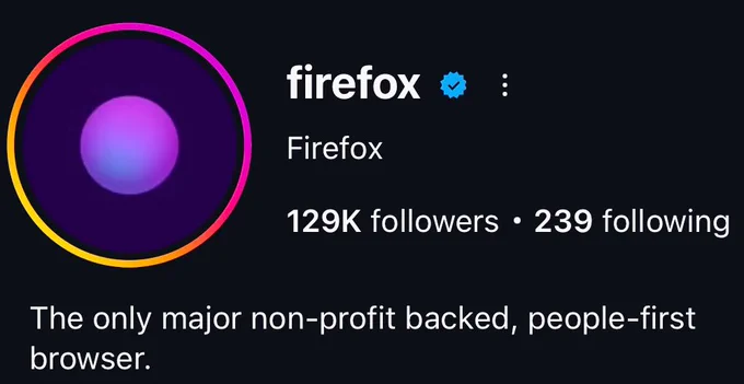 Firefox social media profile picture has been updated to a new icon that lacks the fox, just only a purple gradient circle now.