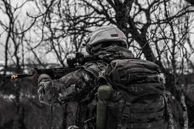 A member of the RAF Regiment with a rifle.