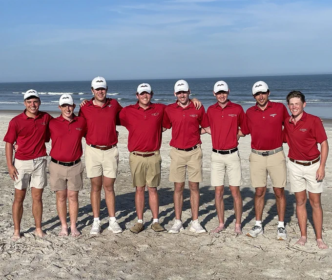 golf team at the beach