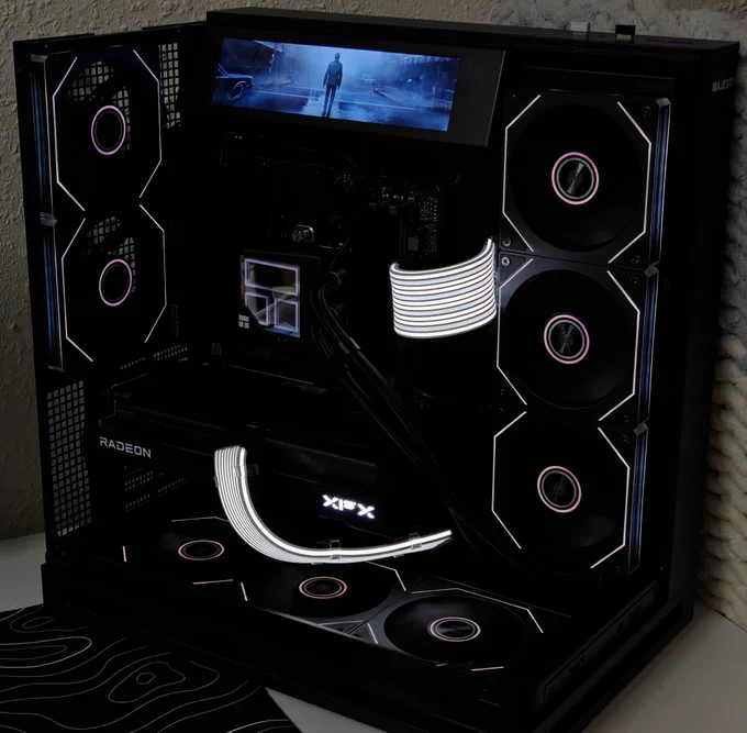 CPU : R5 9600X 

GPU : XFX RX 9060 XT Swift 

Motherboard : ASUS TUF B650-E Gaming WiFi 

RAM : Crucial 16GB 6000MHz CL36 

Storage : Orico OG7400 1TB

Cooler : Thermalright Frozen Infinity 360 

PSU : XPG Pylon 750W 

Case :  Majesty  Falcon X 
