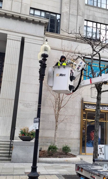 Picture: Street Lighting Division making upgrades