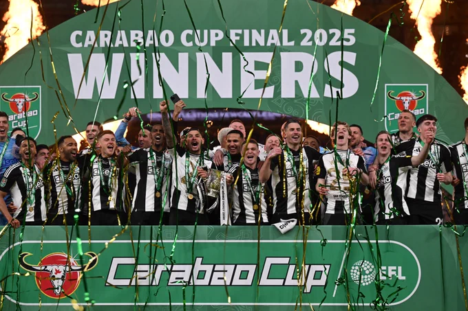 Newcastle United lift the 2025 Carabao Cup