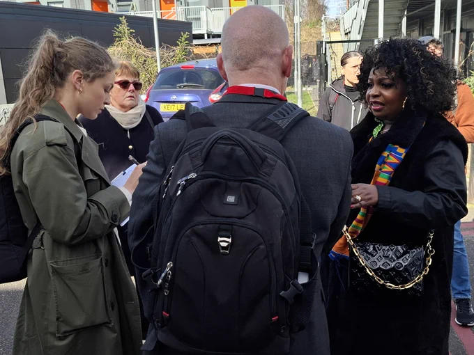 A pic from the ward walkabout as part of our ongoing Week of Action in Seven Sisters this lunchtime.
