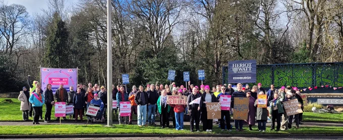 A large group of Pickets in front of Heriot-Watt, Edinburgh 
