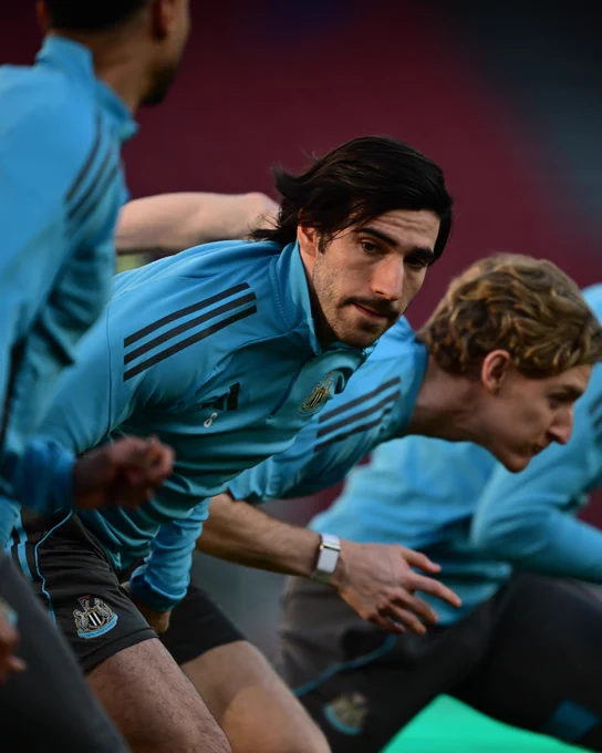 Sandro Tonali in training
