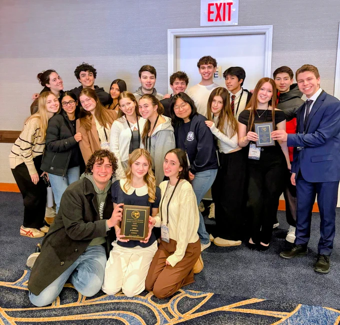 the HPHS Model United Nations team