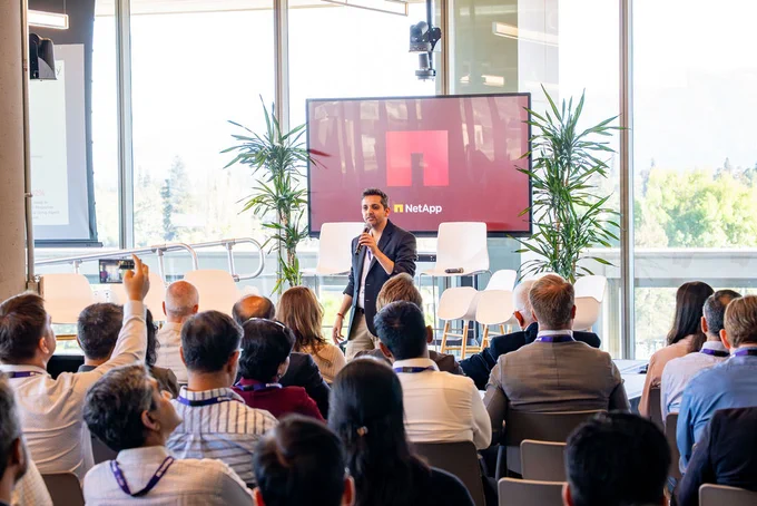 Leaders at the 7th CSS Executive Forum discussing the future of customer support, including agentic AI, autonomous resolution, and the shift beyond ticket-driven models.