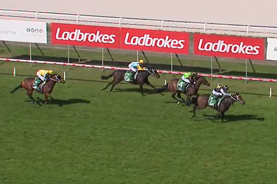 Farmers Son scores first up.