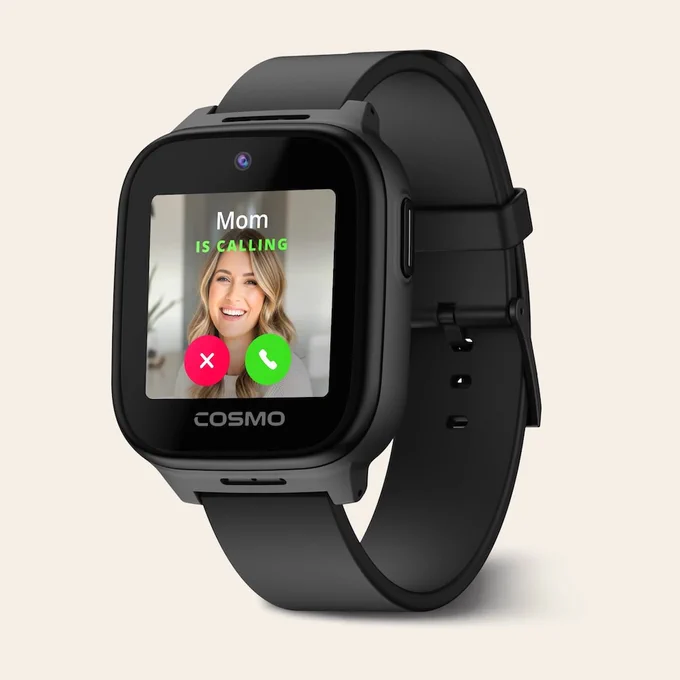 Black smartwatch with a silicone band shown against a neutral background. The screen displays an incoming call from “Mom,” with a smiling woman’s photo and red decline and green accept buttons. The brand name “COSMO” appears below the display.