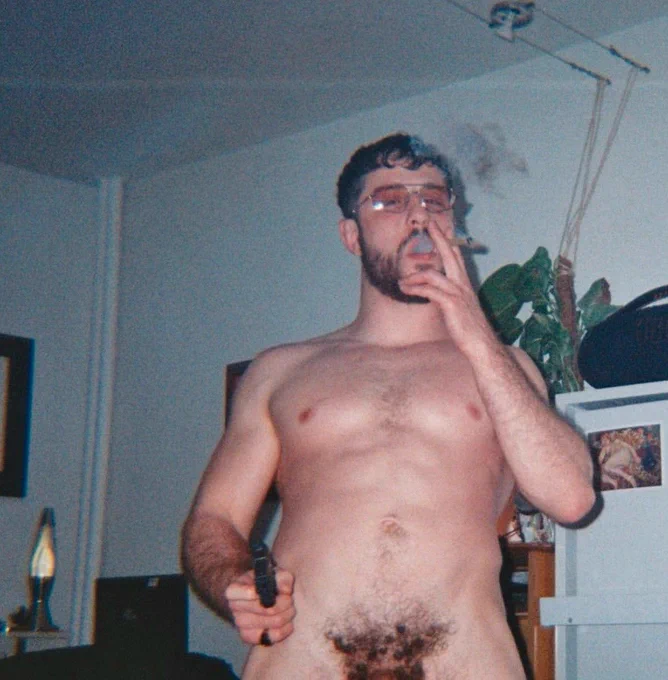 https://www.tumblr.com/unsatisfiedexpensivetaste/811972819097403392?source=share