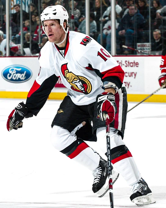 Photo of Shean Donovan on ice in a Senators uniform