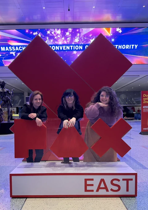 MSHOBOSLAYER BucklingGoblin & Kiwisnstars all pose in front of the PAX East sign on day 0!