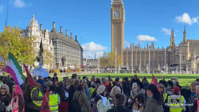 Photo by Lily Maynard of the #199Days London protest in 2025.